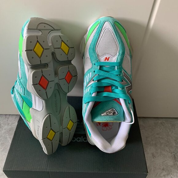 DTLR x New Balance 9060 Cyan Gradient Sneakers - Picture 6 of 7